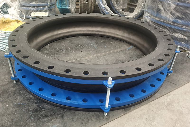 Large-Flanged Rubber Expansion Joints