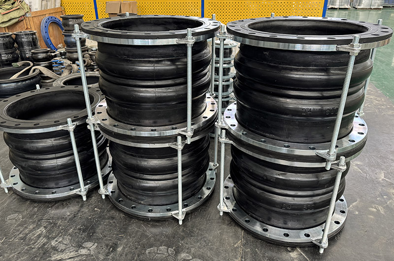 Large-flange-rubber-expansion-joint-10