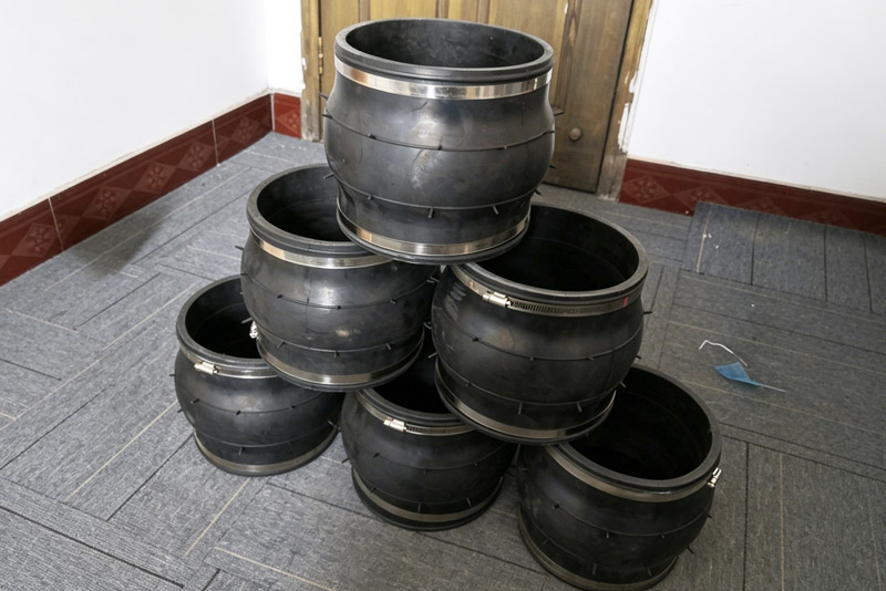 Clamp-type Rubber Expansion Joint
