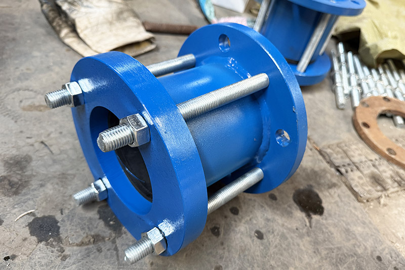 Gland Expansion Joint